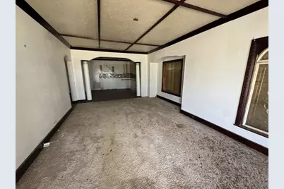 155 N 2nd Street, Slaton, TX 79364 - Photo 2