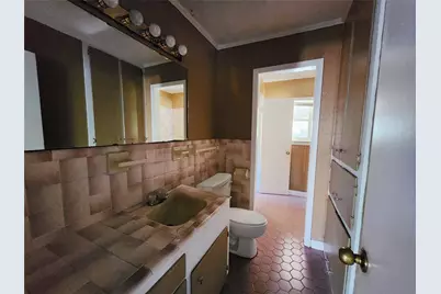 512 Camellia Avenue, Orange, TX 77630 - Photo 22
