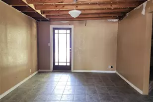 512 Camellia Ave, Orange, TX 77630 - Photo 4