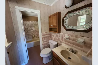 512 Camellia Avenue, Orange, TX 77630 - Photo 18