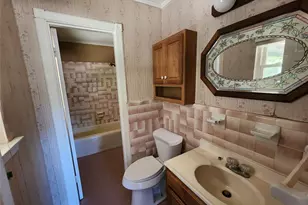 512 Camellia Ave, Orange, TX 77630 - Photo 18