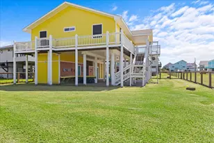 3089 Patty, Crystal Beach, TX 77650 - Photo 34