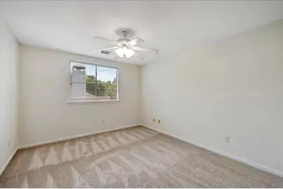 14010 Hazel Ridge Court, Houston, TX 77062 - Photo 26