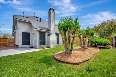 14010 Hazel Ridge Court, Houston, TX 77062 - Photo 2