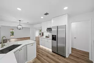 2655 Williams Grant St, Sugar Land, TX 77479 - Photo 10