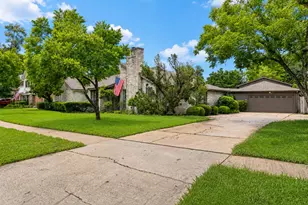 2655 Williams Grant St, Sugar Land, TX 77479 - Photo 2