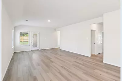 16273 Parish Pointe Court, Conroe, TX 77302 - Photo 6