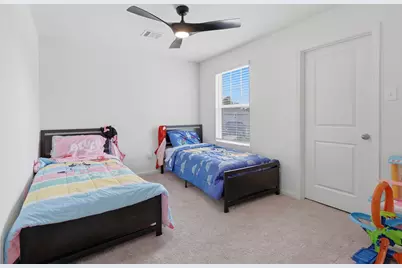 10138 Tiger Flower Lane, Houston, TX 77016 - Photo 14