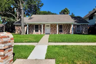 11926 Stillwater Dr, Houston, TX 77070 - Photo 2