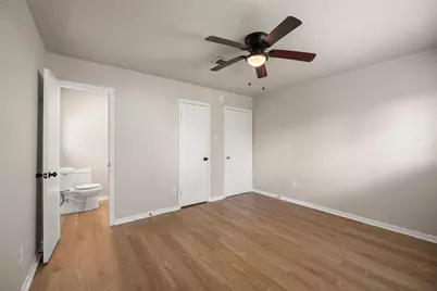13335 Ambrose Street, Houston, TX 77045 - Photo 10