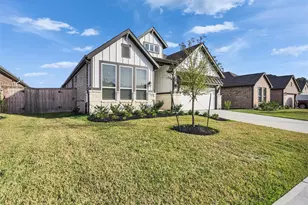 2211 Cherry Brg Ln, Tomball, TX 77375 - Photo 2