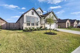 2211 Cherry Brg Ln, Tomball, TX 77375 - Photo 2