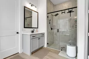 2211 Cherry Brg Ln, Tomball, TX 77375 - Photo 18