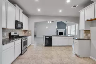 310 Fairwood Springs Ln, Richmond, TX 77406 - Photo 4