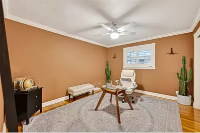 9606 Winsome Lane, Houston, TX 77063 - Photo 22