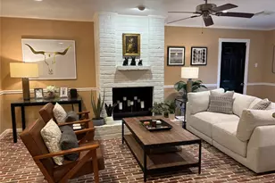 9606 Winsome Ln, Houston, TX 77063 - Photo 2