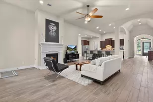 18828 Collins View Dr, New Caney, TX 77357 - Photo 14