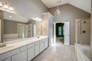 5210 Cottonwood Creek Ln, League City, TX 77573 - Photo 14