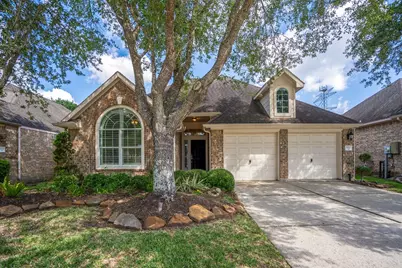5210 Cottonwood Creek Lane, League City, TX 77573 - Photo 1