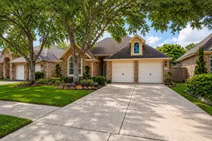 5210 Cottonwood Creek Ln, League City, TX 77573 - Photo 2