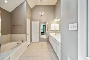 5210 Cottonwood Creek Ln, League City, TX 77573 - Photo 32