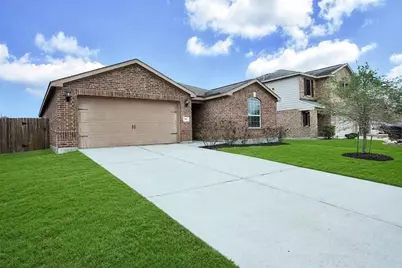 104 Indigo Brush Drive, La Marque, TX 77568 - Photo 1