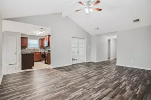 104 Indigo Brush Dr, La Marque, TX 77568 - Photo 12