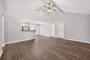 16200 Sun View Ln, Conroe, TX 77302 - Photo 4