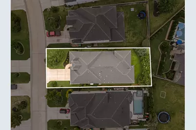 18 Gentle Branch Place, The Woodlands, TX 77375 - Photo 2