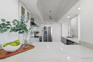 15 Greenway Plz, Houston, TX 77046 - Photo 6