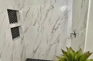 7907 Locksley Rd, Houston, TX 77078 - Photo 18