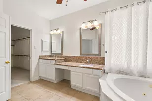 13614 Cardinal Cove Ct, Cypress, TX 77429 - Photo 22