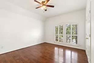 13614 Cardinal Cove Ct, Cypress, TX 77429 - Photo 28