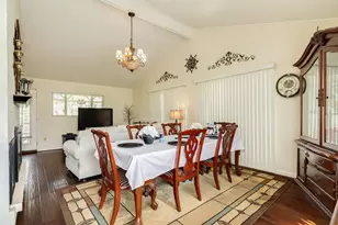 703 County Rd 605, Angleton, TX 77515 - Photo 26