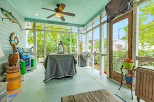 3727 Avenue R, Galveston, TX 77550 - Photo 8