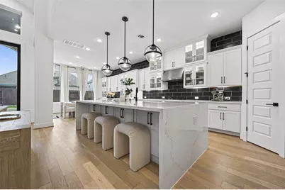 9011 Delta Place Court, Missouri City, TX 77459 - Photo 14