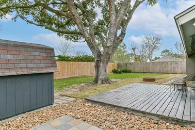 16822 Hibiscus Lane, Friendswood, TX 77546 - Photo 28