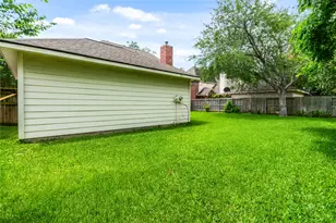 6615 Cypress Village Dr, Sugar Land, TX 77479 - Photo 46