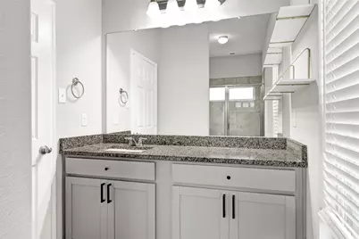 13319 Colby Meadow Drive, Houston, TX 77048 - Photo 24
