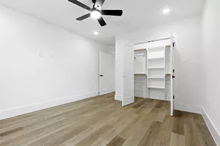 4525 Walker St, Houston, TX 77023 - Photo 10