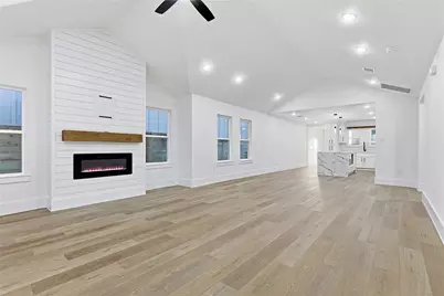 4525 Walker Street, Houston, TX 77023 - Photo 4