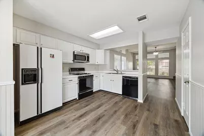 15303 Laurel Knoll Circle, Cypress, TX 77433 - Photo 4