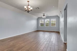 13035 Jasmine Park Ln, Houston, TX 77044 - Photo 8