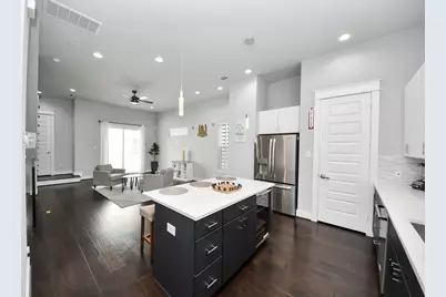 2116 Naomi Street #C, Houston, TX 77054 - Photo 10
