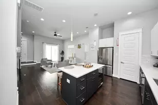 2116 Naomi St, Houston, TX 77054 - Photo 10