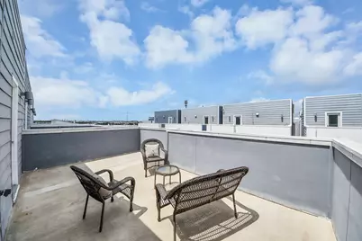 2116 Naomi Street #C, Houston, TX 77054 - Photo 6