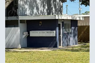 1101 E Main Street, League City, TX 77573 - Photo 6