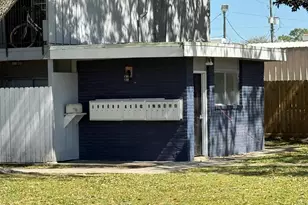 1101 E Main St, League City, TX 77573 - Photo 6