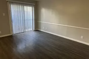 1101 E Main St, League City, TX 77573 - Photo 16