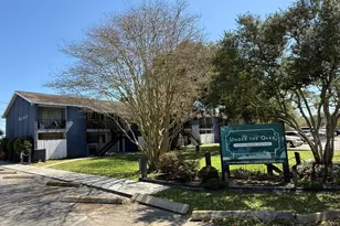 1101 E Main St, League City, TX 77573 - Photo 1